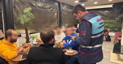 KAPALI ALANDA TÜTÜN MAMÜLÜ TÜKETİMİNE GEÇİT VERİLMEDİ