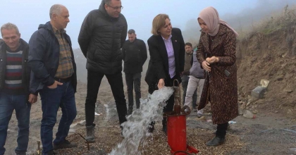KULA'DA BİR MAHALLENİN DAHA SU SORUNU ORTADAN KALDIRILDI