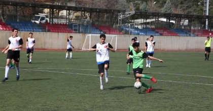 MAHALLEMDE MAÇ VAR BAŞLIYOR