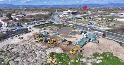 MANİSA'DA BİN KAMYONLUK HAFRİYAT KALDIRILIYOR