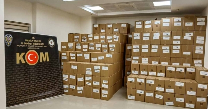 MANİSA’DA BİNLERCE LİTRE KAÇAK ALKOL ELE GEÇİRİLDİ