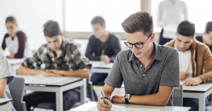 TYT VE AYT’YE HAZIRLANAN ÖĞRENCİLERE DESTEK