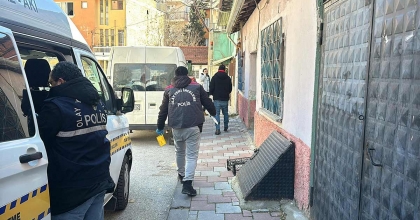 OĞLU TARAFINDAN BIÇAKLANAN BABA HAYATINI KAYBETTİ