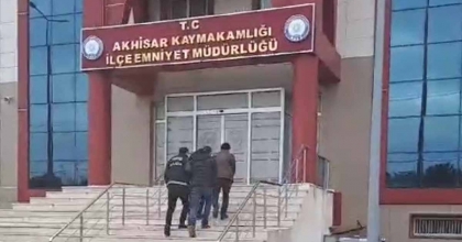 POLİSTEN ZEHİR TACİRLERİNE DARBE: 2 TUTUKLAMA