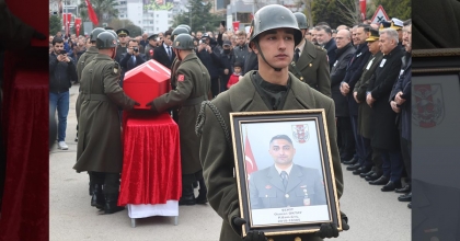 ŞEHİT UZMAN ÇAVUŞ İZMİR'DE SON YOLCULUĞUNA UĞURLANDI