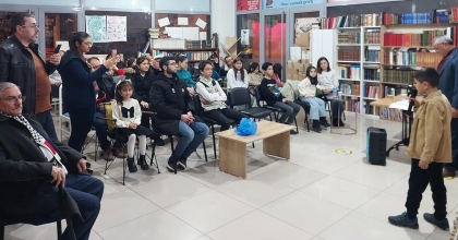 SERVİS ŞOFÖRÜ ÖĞRETTİ, AİLELERİ İÇİN OKUDULAR