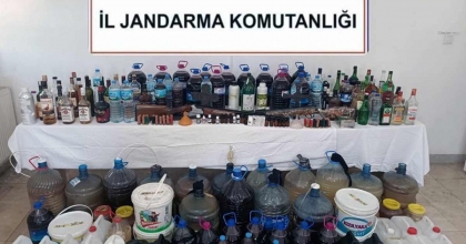 SAKİN KENT AKYAKA’DA 555 LİTRE SAHTE ALKOL ELE GEÇİRİLDİ