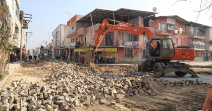TURGUTLU’NUN 11 KIRSAL MAHALLESİNDE YOLLAR DÜZENLENİYOR