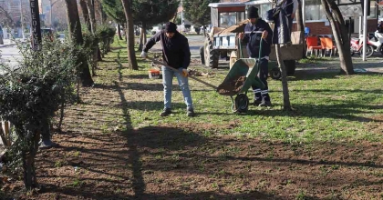 TURGUTLU’NUN PARK VE BAHÇELERİNDE YOĞUN ÇALIŞMA
