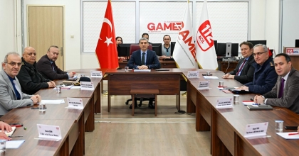 UŞAK'TA 112 ACİL ÇAĞRI HİZMETLERİ İL KOORDİNASYON KOMİSYONU TOPLANTISI GERÇEKLEŞTİRİLDİ