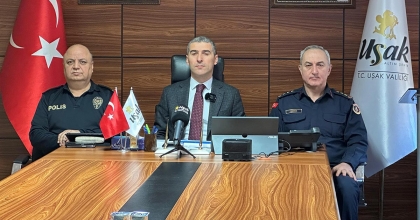  UŞAK’TA GÜVENLİK VE ASAYİŞ BİLGİLENDİRME TOPLANTISI GERÇEKLEŞTİRİLDİ