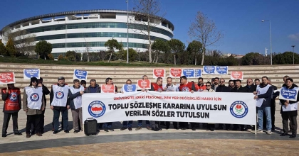 ÜNİVERSİTE İDARİ PERSONELİ YER DEĞİŞİKLİĞİ HAKKI İSTİYOR