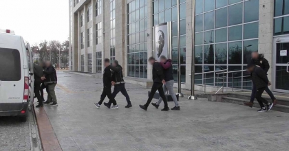 UŞAK’TA 5 UYUŞTURUCU SATICISI TUTUKLANDI