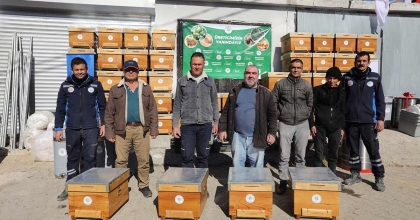 YANGIN MAĞDURU ARICILARA MUĞLA BÜYÜKŞEHİR’DEN CAN SUYU