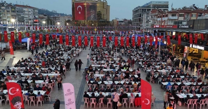 AYDIN BÜYÜKŞEHİR BELEDİYESİ 225 NOKTADA İFTAR ÇADIRI KURUYOR