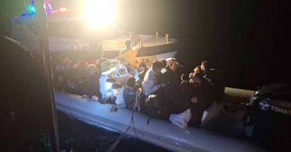 BODRUM'DA 33 DÜZENSİZ GÖÇMEN YAKALANDI