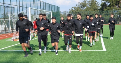 DENİZLİ İDMANYURDU İZMİR’DEN 3 PUANLA DÖNMEK İSTİYOR