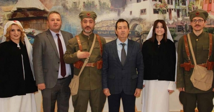DEVLET HASTANESİ'NDE ÇANAKKALE ZAFERİ KUTLANDI