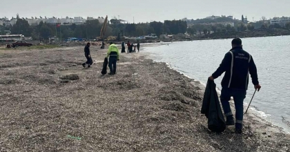 DİDİM'DE SAHİL HATTI TEMİZLENDİ