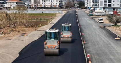 EFELER BULVARI SICAK ASFALTA KAVUŞTU