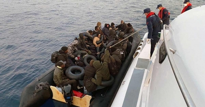 FETHİYE’DE 3’Ü ÇOCUK 34 DÜZENSİZ GÖÇMEN YAKALANDI