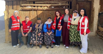GEDİZ GENÇ KIZILAY GÖNÜLLÜLERİ RAMAZAN AYINDA 500 AİLEYE ULAŞTI