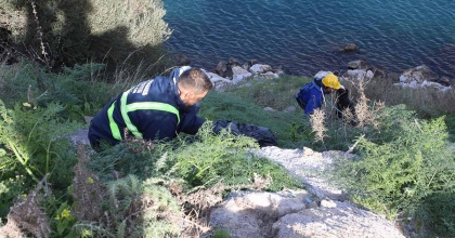 HALATLA İNEREK ÇÖP TOPLADILAR
