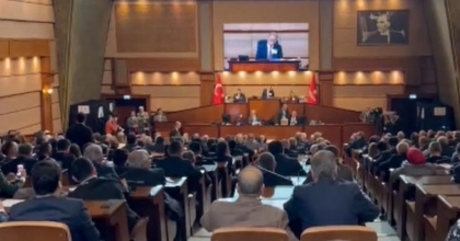 İMAMOĞLU’NUN TUTUKLANMASININ ARDINDAN İBB MECLİS BAŞKANVEKİLİ NURİ ASLAN SEÇİLDİ