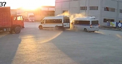 İŞÇİ SERVİSİ KAZA YAPTI: 19 YARALI
