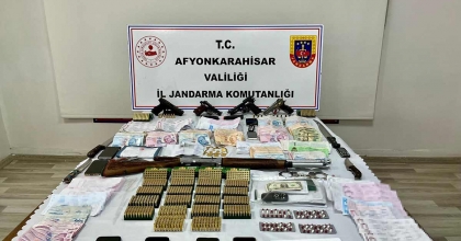 TEFECİLERE YÖNELİK OPERASYON: 370 MİLYON TL ELE GEÇİRİLDİ