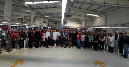 KADIN MECLİSİNDEN EMEKÇİ KADINLARA SÜRPRİZ