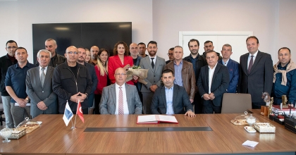KUŞADASI BELEDİYESİ'NDE TOPLU İŞ SÖZLEŞMESİ İMZALANDI