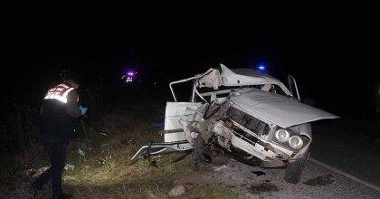 MANİSA’DA FECİ KAZA: 1 ÖLÜ, 2’Sİ AĞIR 3 YARALI