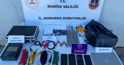 MANİSA'DA KAÇAK KAZI OPERASYONU: 4 KİŞİ SUÇÜSTÜ YAKALANDI