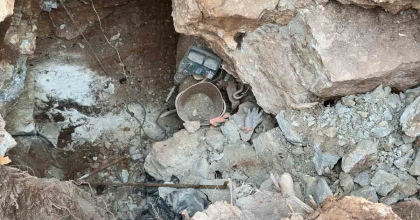 MARMARİS’TE KAÇAK KAZIYA POLİSTEN SUÇÜSTÜ