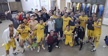 MENEMEN FK, TARAFTARININ ÖNÜNDE DÖRT DÖRTLÜK