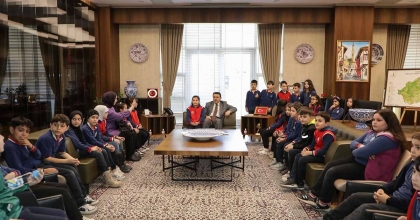 MİNİK BAŞKAN SÖZÜNÜ TUTTU