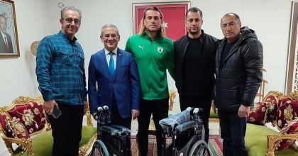 MUĞLASPOR FUTBOLCULARINDAN ÖRNEK DAVRANIŞ