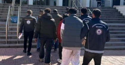 OTELDE GÖÇMEN OPERASYONU: 5 GÖZALTI