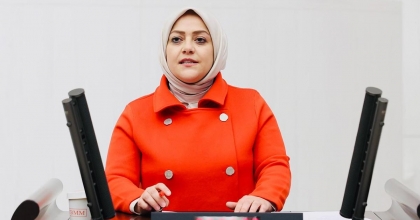 MİLLETVEKİLİ ÜN: TÜKETİM ÇILGINLIĞI GELECEĞİMİZDEN ÇALIYOR