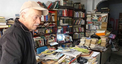 TAVŞANLI'DA ÜCRETSİZ KİTAP DAĞITAN KİTABEVİNDE HIRSIZLIK