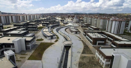 UŞAK’A 22 YILDA 12.9 MİLYAR LİRALIK 135 TESİS KAZANDIRILDI