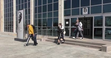 UŞAK’TA 2 UYUŞTURUCU SATICISI TUTUKLANDI