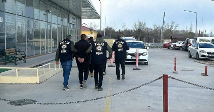 UŞAK'TA KESİNLEŞMİŞ HAPİS CEZASI BULUNAN 4 KİŞİ YAKALANDI