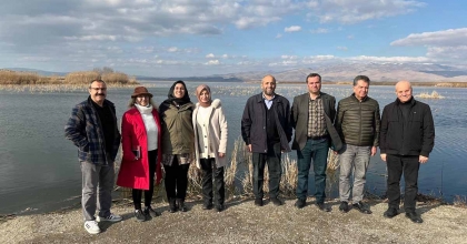 VALİLİĞİN EBER GÖLÜ’NE MÜDAHALE PLANI ŞEKİLLENİYOR