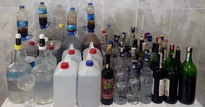 YATAĞAN’DA EL YAPIMI ALKOL ELE GEÇİRİLDİ