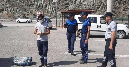 ZABITA DENETİMLERİNDE 2 BİN 997 ÜRÜN SATIŞTAN MEN EDİLDİ