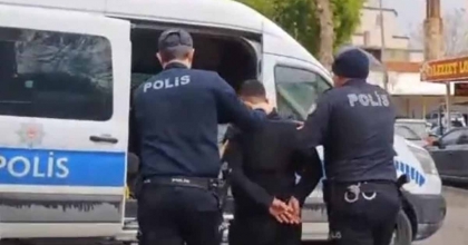 37 YILLA ARANAN HIRSIZ İZMİR'DE YAKALANDI