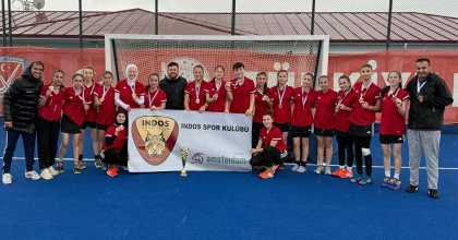 ACIPAYAMLI KIZLAR SÜPER LİG BİLETİNİ ALDI