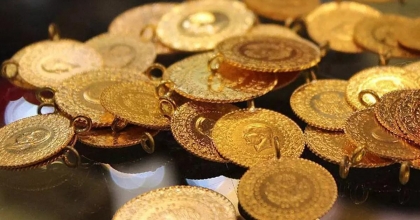 ALTINDA TARİHİ ZİRVE